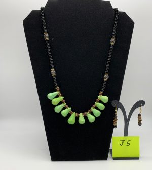 Jade 05